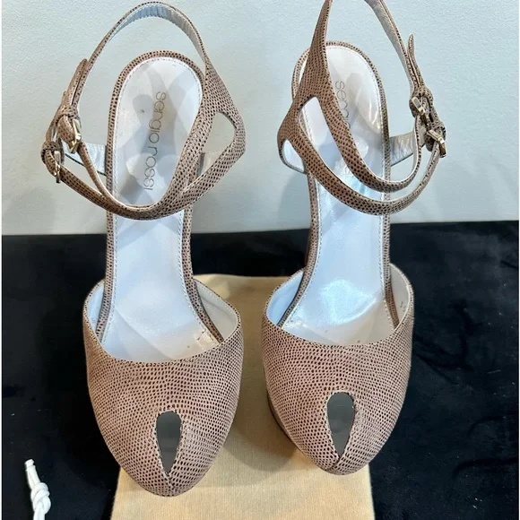 Sergio Rossi Brown Platform Peep-toe stiletto - Size 6.5/EU 36.5